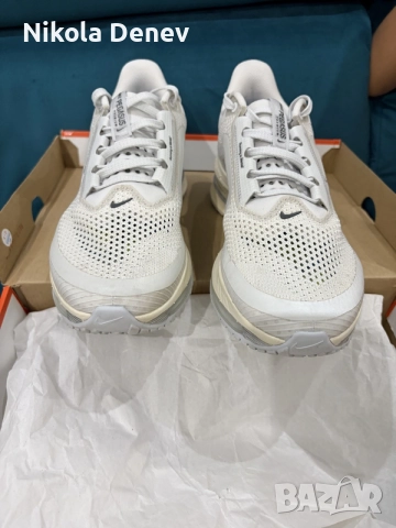 Nike Pegasus Premium 42.5 като нови!, снимка 3 - Маратонки - 55425282