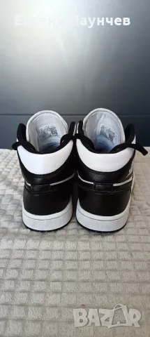 Nike air Jordan 1 mid размер 40 panda маратонки , снимка 3 - Маратонки - 55397822
