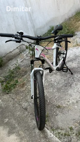 Дамски велосипед VARAN MOTION 1.0 Lady 27,5'', снимка 2 - Велосипеди - 55600843