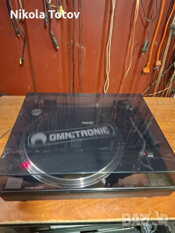 Продава се грамофон Omnitronic DD-3220. 