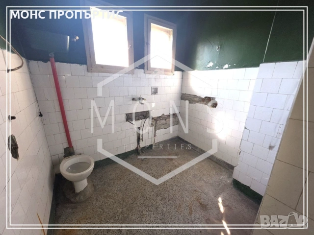 Триетажна къща тип кооперация с двор и гаражи за продажба в гр. Севлиево, с. П. Славейков., снимка 6 - Къщи - 54817848