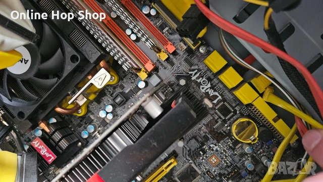 Настолен компютър Asus, снимка 5 - За дома - 54504609