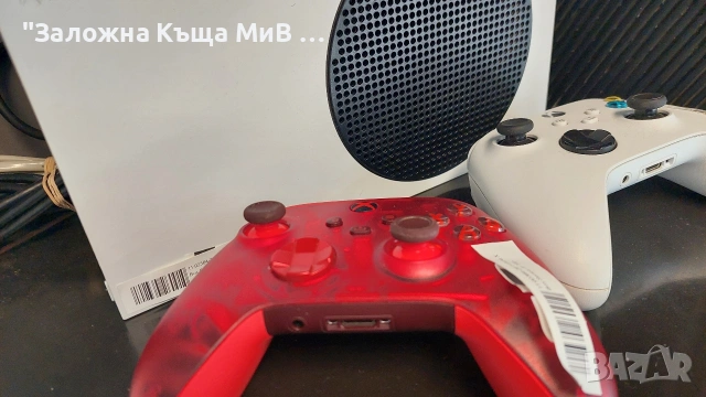 Xbox Series S 512g b + Pulse Cipher Special Edition Controller, снимка 2 - Xbox конзоли - 55079978