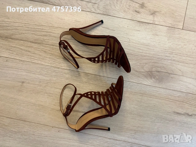 Gianvitto Rossi 36.5 оригинални, снимка 2 - Сандали - 54005583