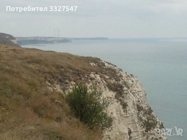 парцел Божурец 567 м2 първа линия, снимка 2 - Парцели - 54547445