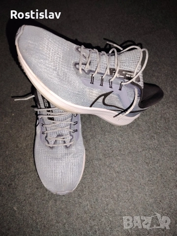 Nike оригинални маратонки за бягане в перфектно състояние. 