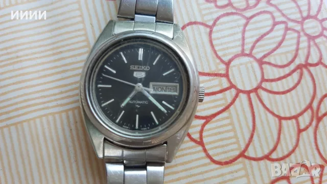 Автоматичен часовник SEIKO 5, снимка 5 - Дамски - 55558116