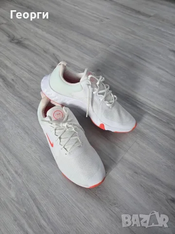 Маратонки Nike чисто нови !, снимка 3 - Маратонки - 55626605