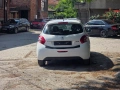 Peugeot 208 , 2014г. Газ / Бензин 1.4i Климатик, снимка 6