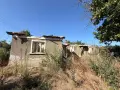 Къща с изгорял покрив на 20 км от морският бряг в Дуранкулак , снимка 1