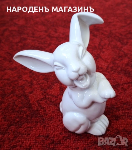 ROSENTHAL - Немски порцелан статуетка порцеланова на смеещ се заек фигура 