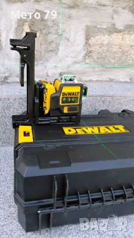 Лазерен Нивелир Dewalt DCE089G 