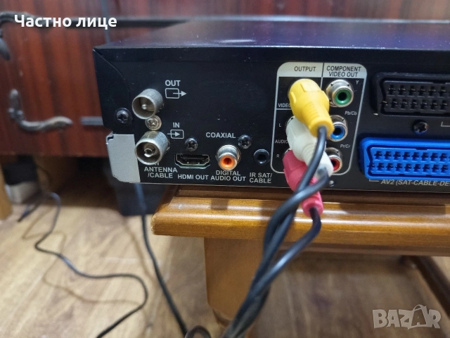 Thomson Scenium DTH8654 DVD Recorder 160GB, снимка 12 - Плейъри, домашно кино, прожектори - 54164472