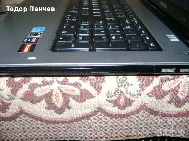 Samsung 17 инча, DualCore, 4 GB RAM, 320 GB HDD, снимка 5 - Лаптопи за дома - 55438959