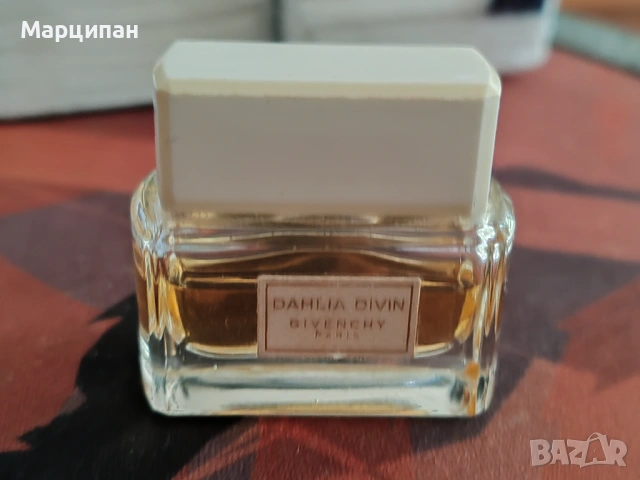 Givenchy dahlia divin 5ml