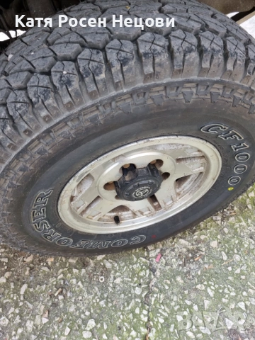 Два комплекта джанти с гуми за Toyota 4 runner 31/10.5/15 и 235/75/15 6х139.7, снимка 2 - Гуми и джанти - 54513455