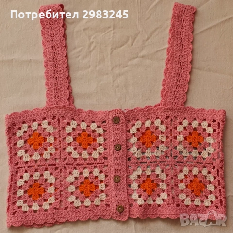 Плетен топ с копчета