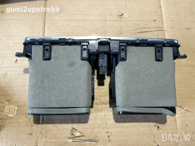 Решетка Вентилационни Отвори Арматурно Табло bhn1-6491x Mazda3 2014 2.0бен 121kW1x , снимка 3 - Части - 53978811