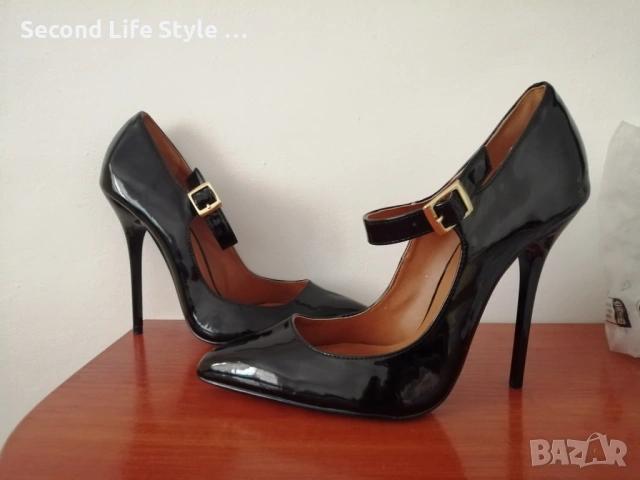 №43 унисекс - мъжки/дамски обувки на висок ток с остър връх и закопчаване с катарама -Hey Si Mey , снимка 4 - Официални обувки - 54217291