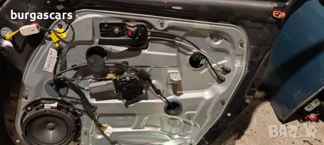 Стъклоповдигач Моторче 82480 1D060 предена дясна врата Kia Carens