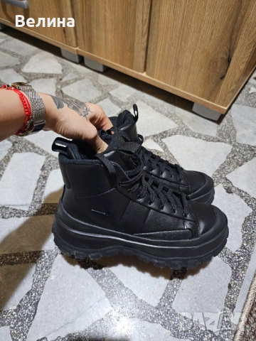 Дамски боти Nike W BLAZER ROAM MID, снимка 3 - Дамски боти - 54604370