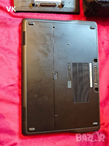 DELL Latitude E7440 със зарядно за кола и док станция, снимка 3 - Лаптопи за работа - 54439158