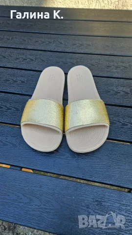 Дамски чехли Crocs, снимка 2 - Чехли - 55446156