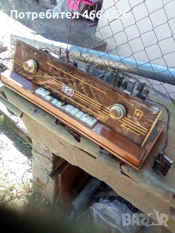 Лампово радио антика , снимка 2 - Радиокасетофони, транзистори - 54320738