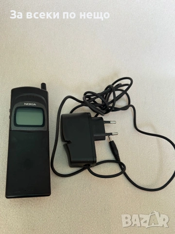 Nokia 8110 (1996г.) Банан Матрицата