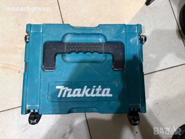 Ъглошлайф Makita M10/+ зарядно/+ куфар