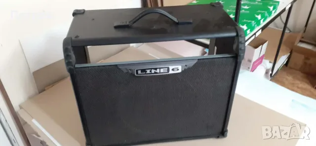LINE 6 - Празен кабинет