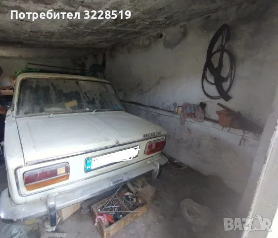 Продавам Лада 2103 