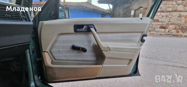 Три кори от Mercedes 190 ., снимка 2 - Части - 54963084