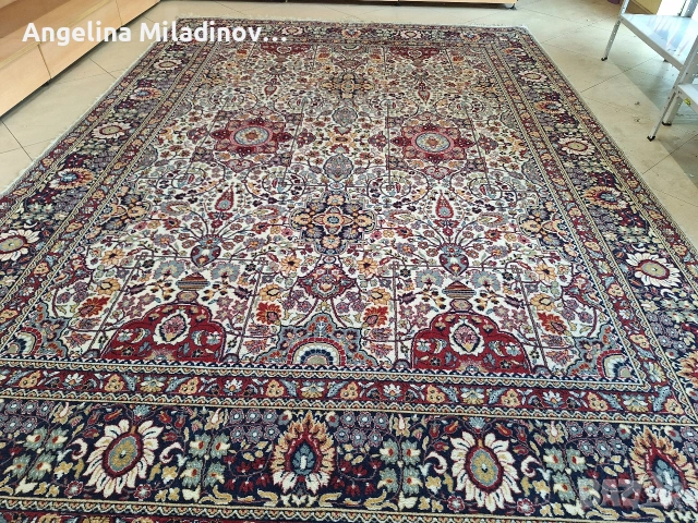Персийски килим , снимка 4 - Килими - 54685312