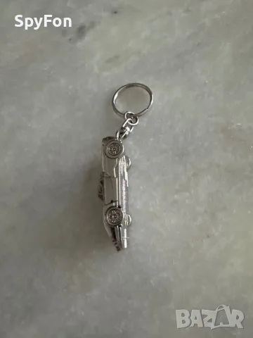 Ключодържател Ferrari , Ферари, снимка 2 - Подаръци за мъже - 55422882