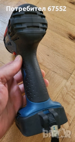 Импакт Bosch GDR 18V-LI. Само машина, без батерии зарядно. Цена: 50€ (крайна), снимка 6 - Други инструменти - 54675165