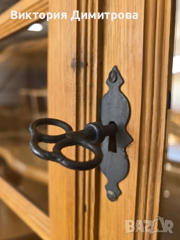 Витрина Антик, снимка 3 - Секции и витрини - 54106779