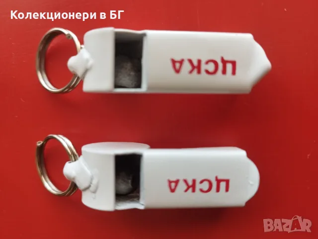 ДВЕ МЕТАЛНИ СВИРКИ „ЦСКА“ /виж описанието/, снимка 2 - Фен артикули - 55477247