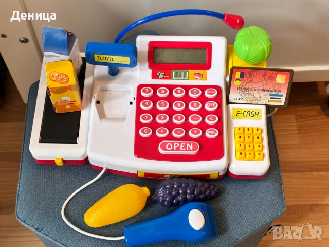 Детски касов апарат с подвижна лента и скенер - Simba Toys, снимка 2 - Играчки за стая - 54498787