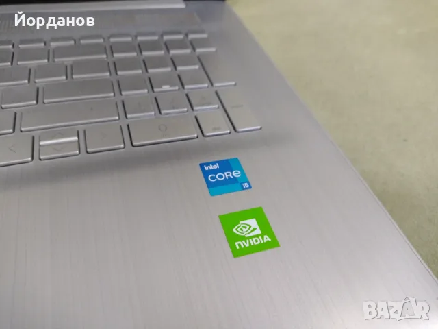 HP 17.3'' Led / Core i5-1135G7 цял за ремонт или части!, снимка 3 - Части за лаптопи - 55416452