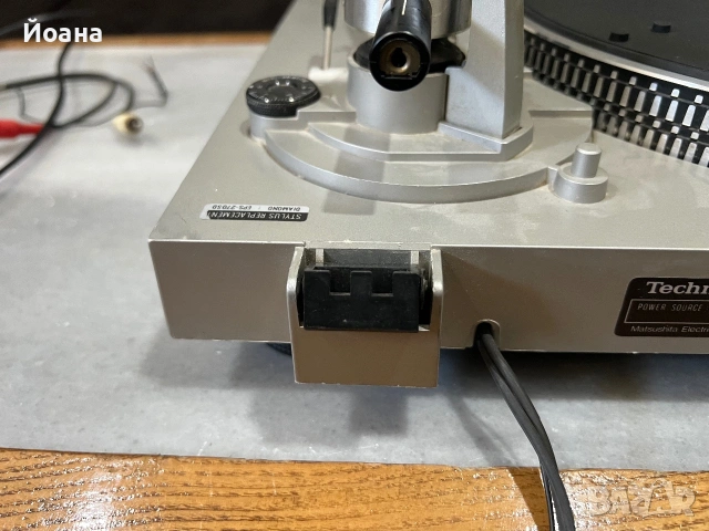 Technics SL-D2 Direct Drive, снимка 9 - Грамофони - 55204140