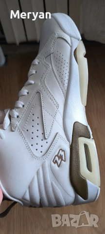 Кецове Джордан оригинални , снимка 4 - Спортни обувки - 54255410