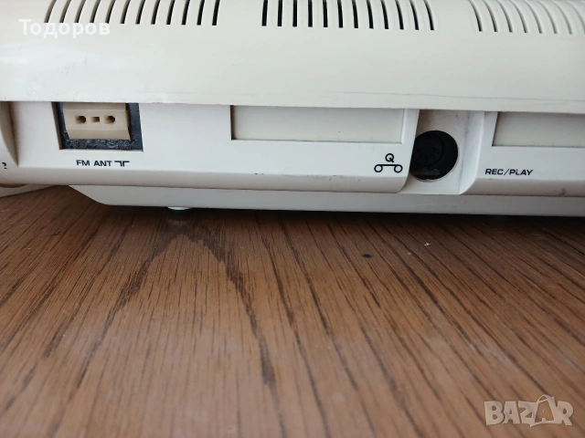 Ретро радиокасетофон space age,музикална уредба Hitachi ST 3412 E, снимка 9 - Радиокасетофони, транзистори - 55215476