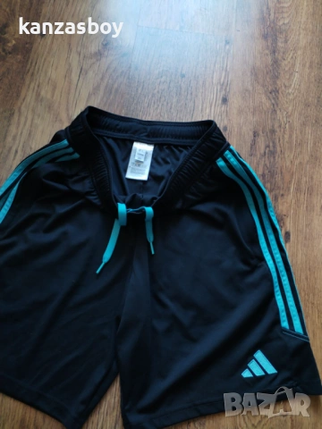 adidas TIRO 23 CB TR SHO - страхотни мъжки панталони КАТО НОВИ, снимка 5 - Спортни дрехи, екипи - 54692710