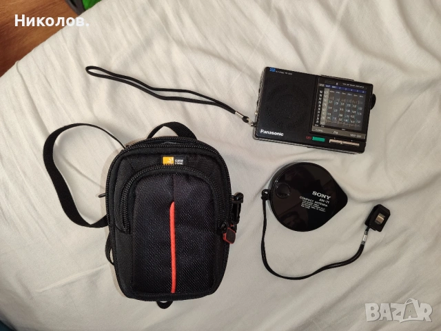 Използвано радио Panasonic RF-B10 FM/SW/MW World Radio.