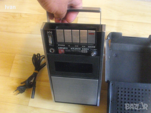 BASF CC RECORDER 9100 ПОРТАТИВЕН КАСЕТОФОН ОТ 1971-1973г.РЕТРО ВИНТИДЖ С КОЖЕН КАЛЪФ ОТЛИЧНО РАБОТЕЩ, снимка 17 - Радиокасетофони, транзистори - 54904268
