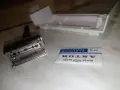 Gillette  отлична винтидж самобръсначка с две ножчета  Astor нови и кутия оригинал, снимка 3