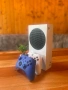 XBOX S с два контрлера, зареждаща батерия и гаранция , снимка 1