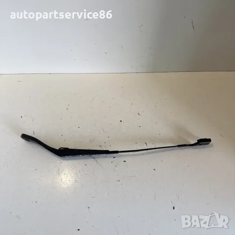 Предно дясно рамо на чистачката на предното стъкло за Volvo XC60 2.4 TDI (2011) 30753530 OEM, снимка 2 - Части - 55655596