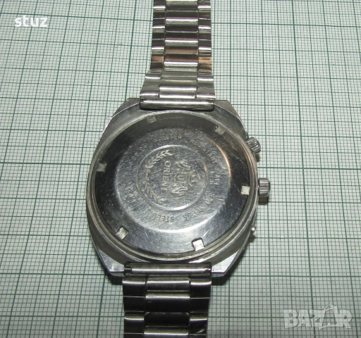 Часовник Orient с вечен календар, снимка 9 - Антикварни и старинни предмети - 54044367